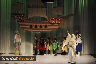 گرامی داشت روز جهانی ملی هنرهای نمایشی همراه با اجرای نمایش "ساعت 8 در کشتی" 3