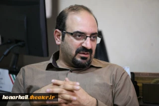 امیر مشهدی عباس کارگردان نمایش «من عجیب» در گفت‌وگو با ایران تئاتر

مفاهیم آموزشی در تئاتر کودک نباید به طور مستقیم ارائه شود